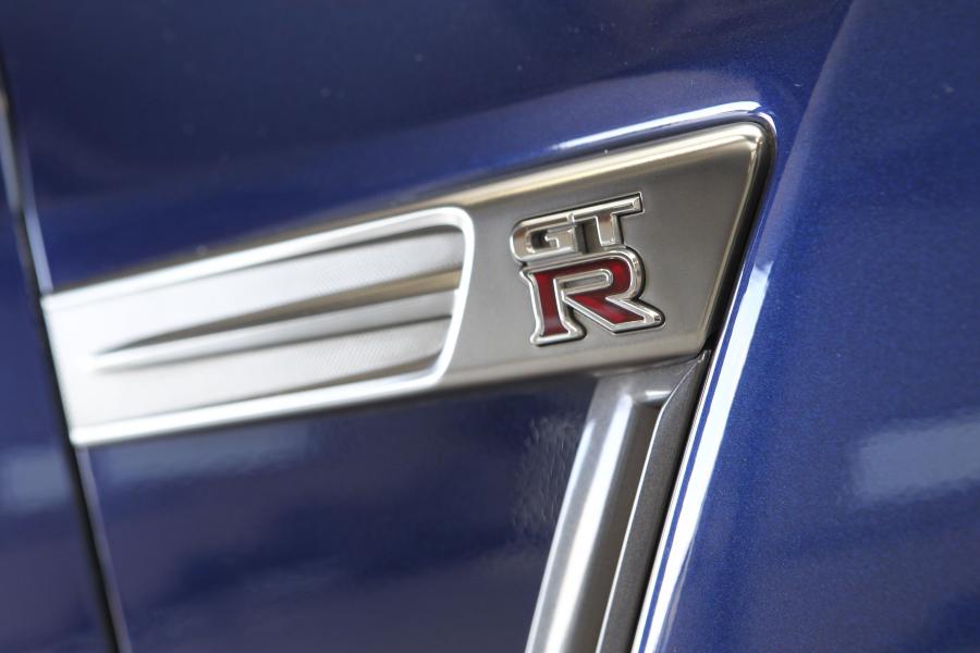  Nissan GT-R 2013 года  (EU) (фото 27 из 69)